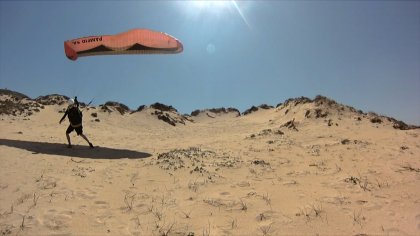 Misty Landing... Waggas Paragliding!