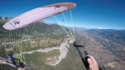 Summer acro paragliding trip | Luke de Weert